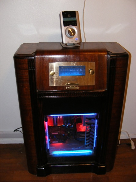 radio-computer-case